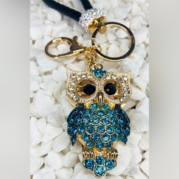 Colorful Keychains or Beaded Wristlet Keychains - Picture 4 of 7